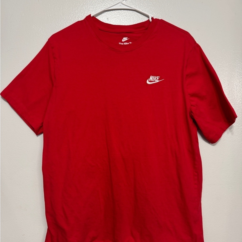Nike The Nike Tee Red Short Sleeve T-Shirt Men’s Size Large